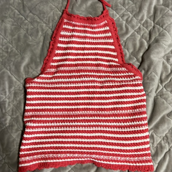 Crocheted halter top - Picture 2 of 6